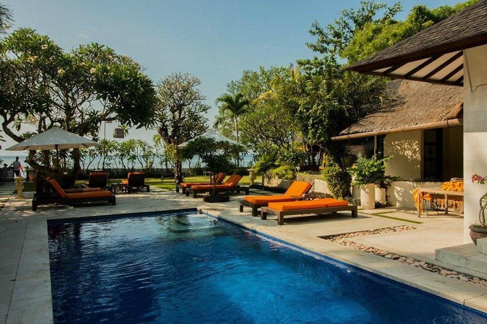 Frangipani Beach Hotel Ловина Экстерьер фото
