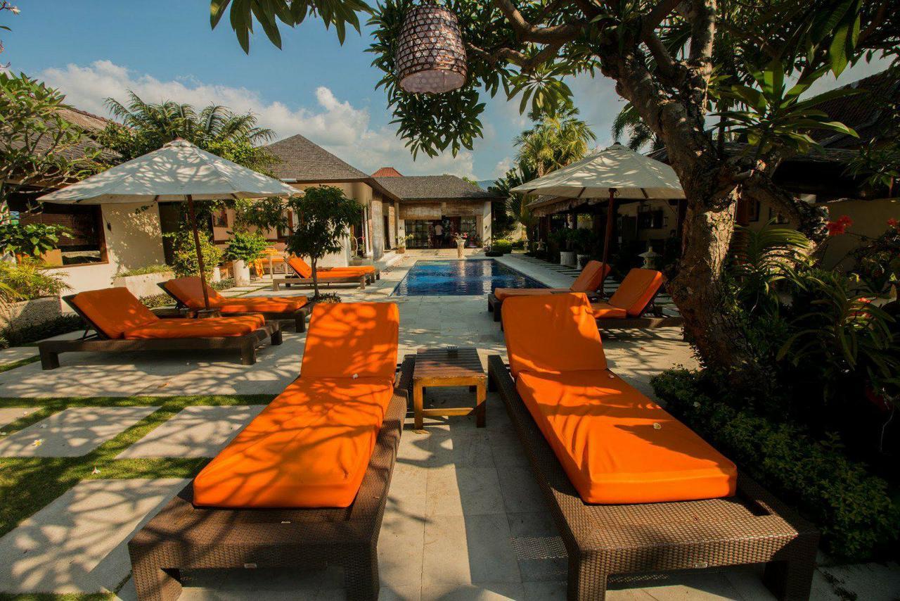 Frangipani Beach Hotel Ловина Экстерьер фото