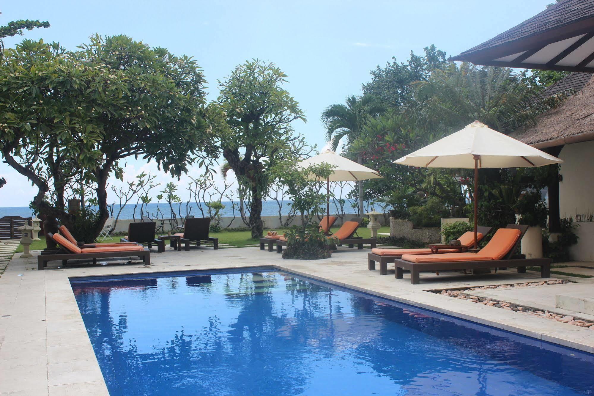 Frangipani Beach Hotel Ловина Экстерьер фото
